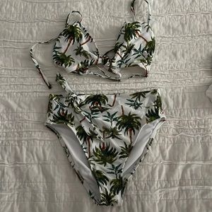 2-piece palm tree swim suit